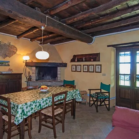 Sleeps 6 Pool Wifi